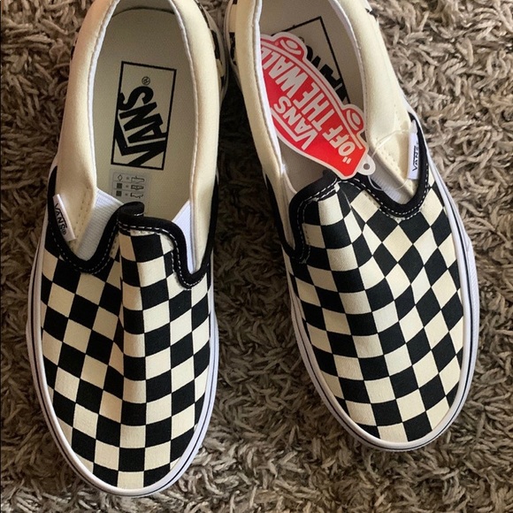 Brand new checkered vans - Picture 1 of 4